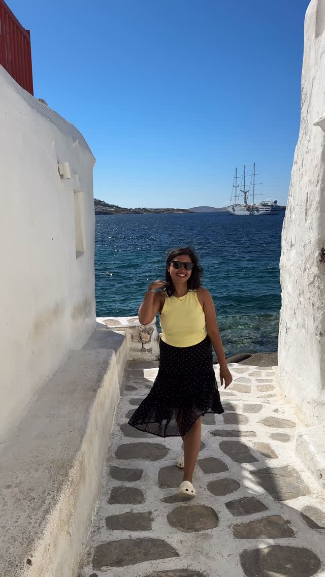 Greece holiday this summer? #mytravellingstilettos #greecevacation Acha