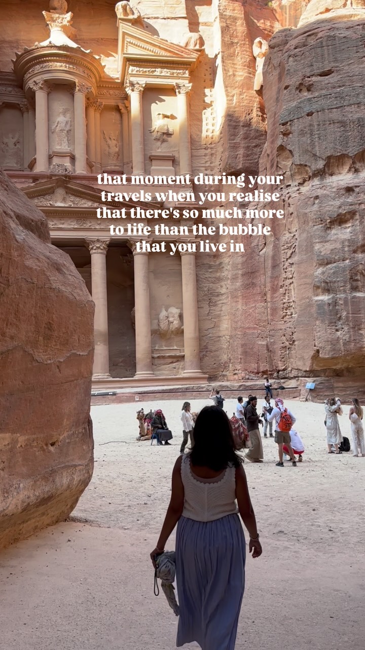 Travel is the greatest teacher #mytravellingstilettos #travelrealizations #petrajordan @visitjordan
