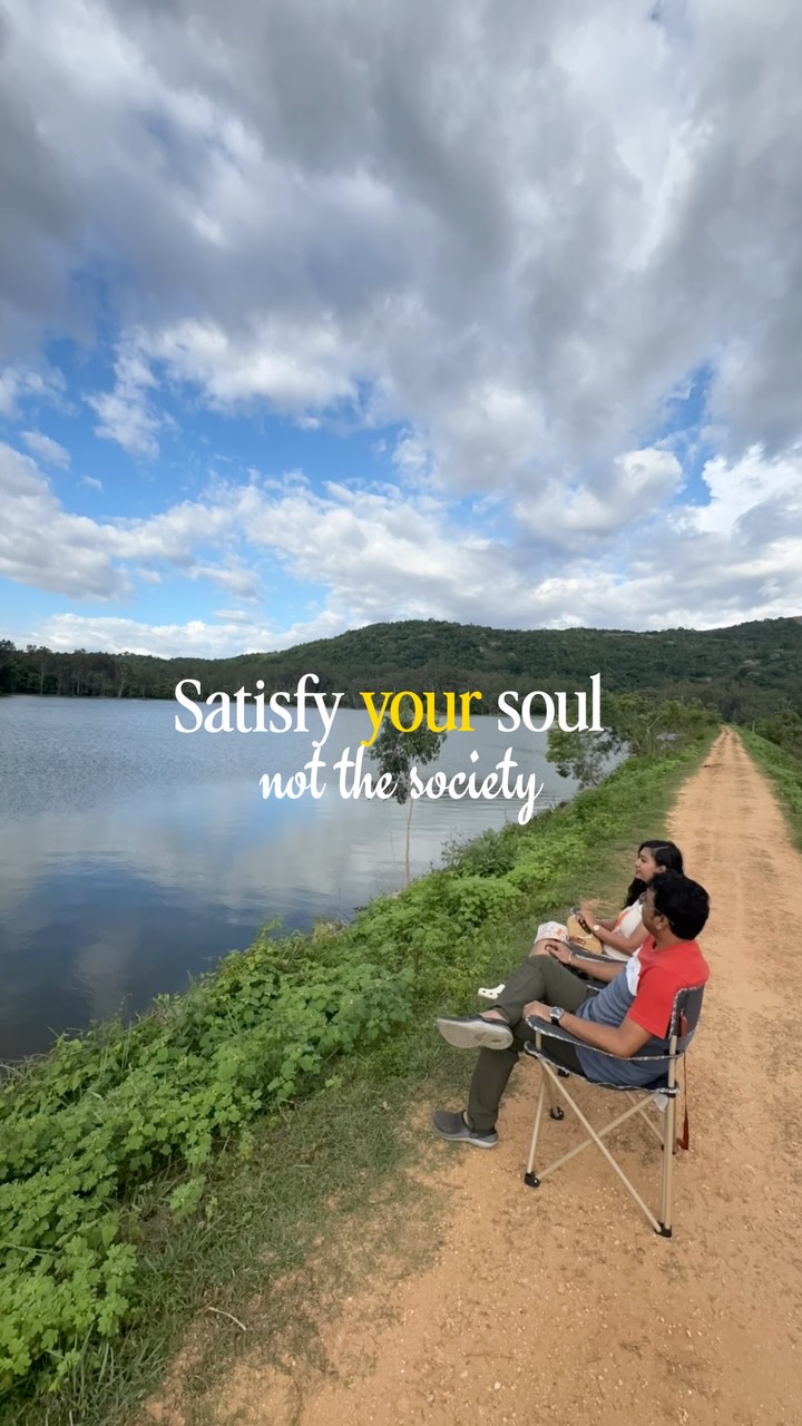 Our kind of weekend….short drive, fresh air & endless conversation#mytravellingstilettos #weekendgatewaybangalore [daytrip from Bengaluru, Bengaluru dairies]
