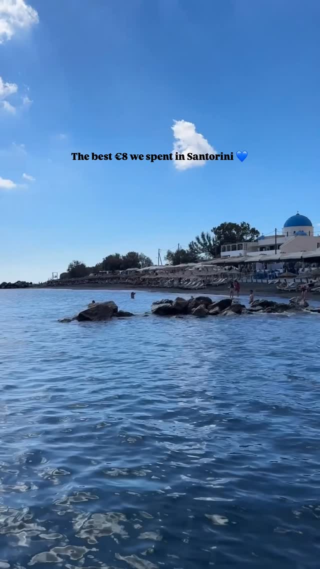 💰 The best €8 I spent in Santorini!⏳ 15 mins ride, every 30-40 mins, 10 am - 5 pmThe Perissa → Kamari boat trip is a lovely way to experience Santorini’s dramatic coastline.Save this for your Santorini itinerary, and send it to your future Greece travel buddy. 💙📍 Perissa & Kamari, Santorini#mytravellingstilettos#santorinitheone @visitgreecegr @santorini @santorini.explore @officialsantorinigreece #visitgreece #santorini💙